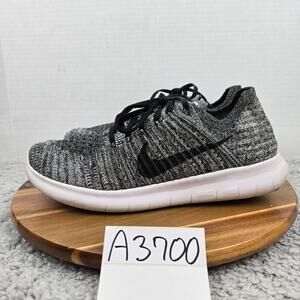 Nike Womens 11 Free RN Flyknit Oreo Black White Athletic Casual Gym Running Shoe